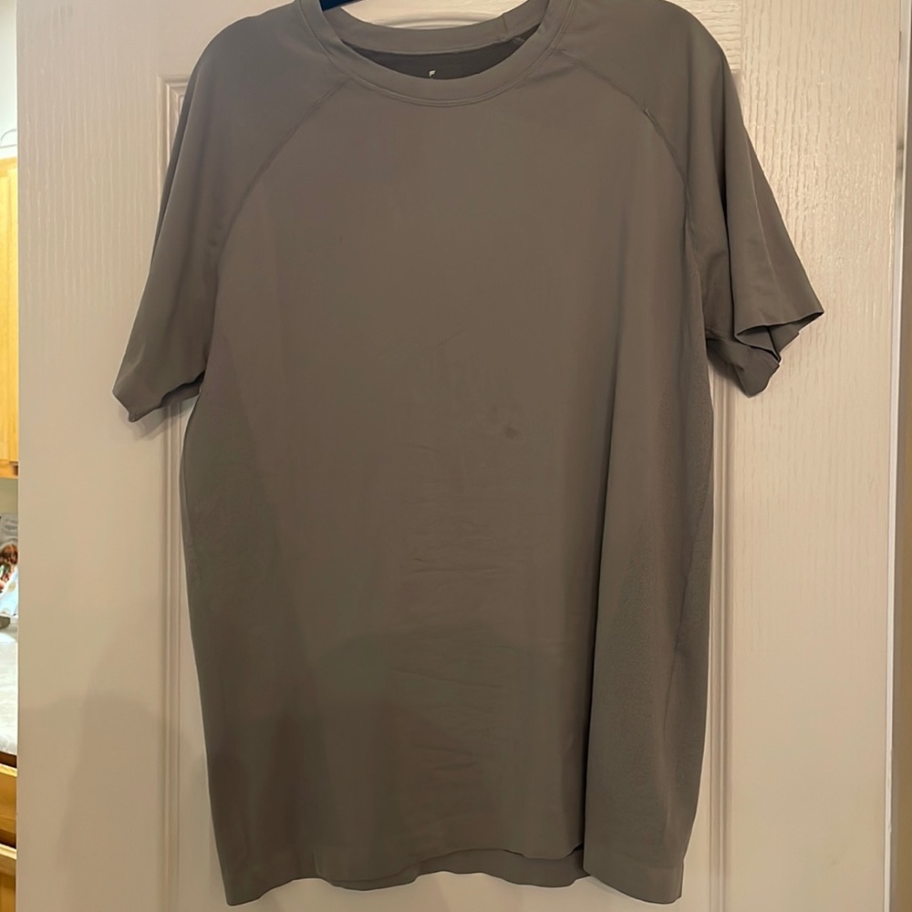 Men’s Workout Shirt